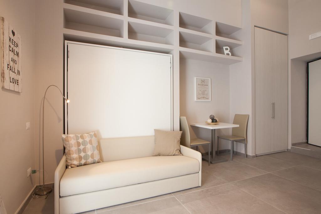 Bovio Prestige Apartments Naples Exterior photo